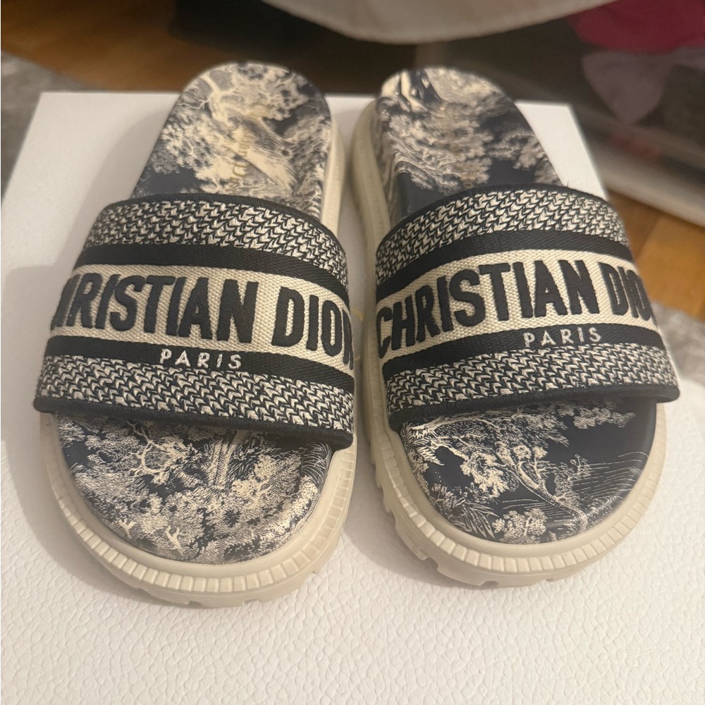 Dior Dway slides in navy and white. - Picture 2 of 11